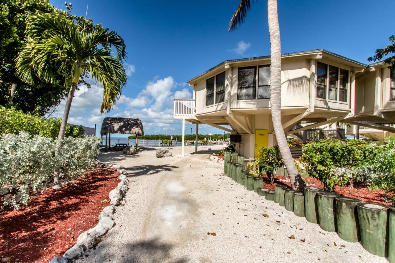 The Reef At Marathon Aparthotel Exterior photo