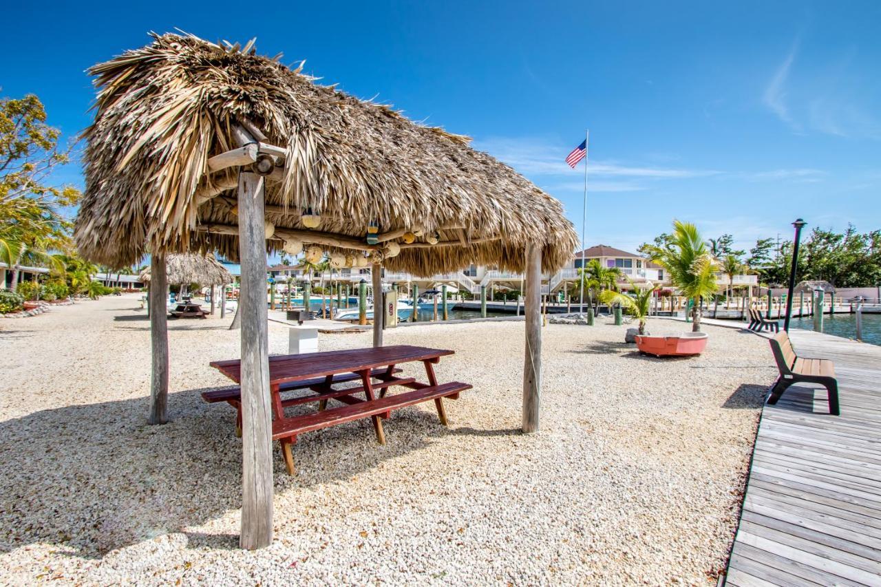 The Reef At Marathon Aparthotel Exterior photo